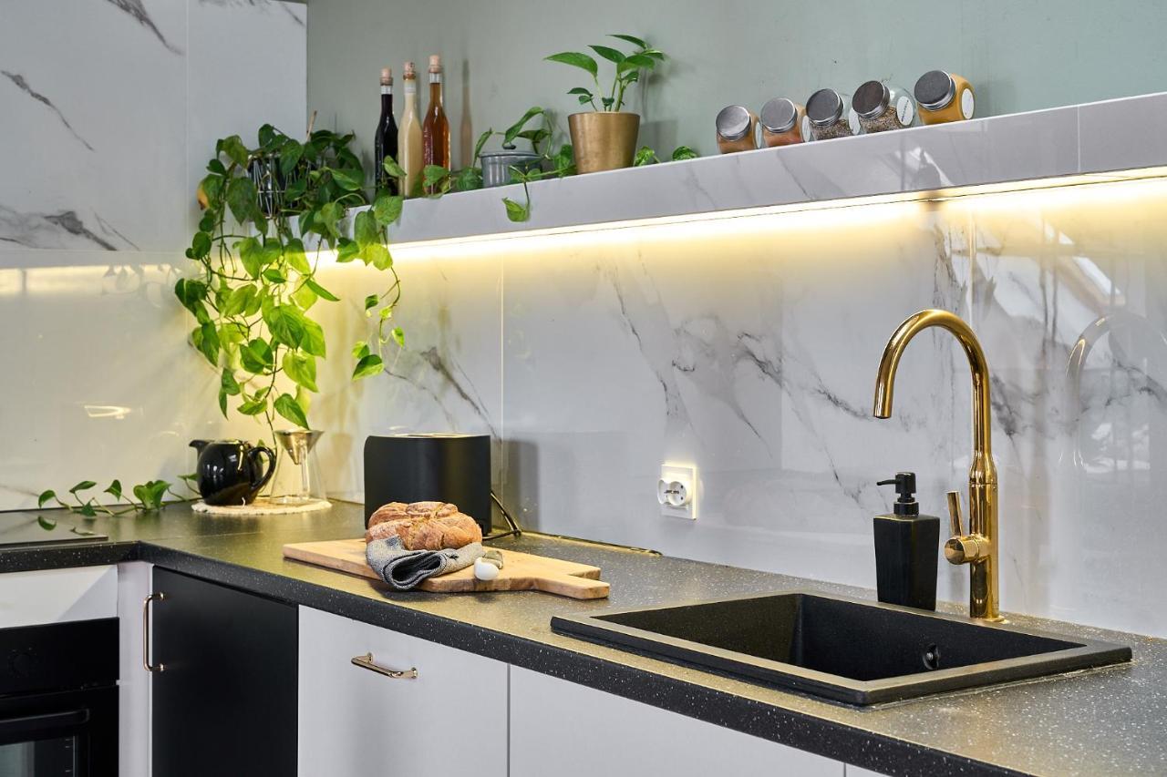 Apartament Flowers - Centrum Poznania Extérieur photo